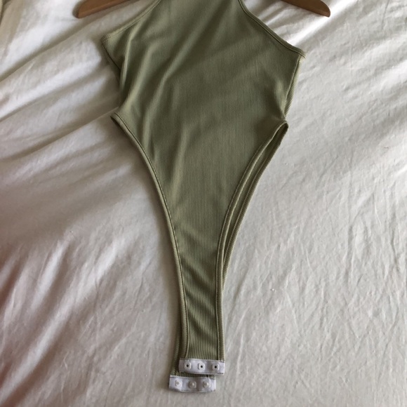 Sage bodysuit High neck , high v cut bodysuit - Picture 7 of 8